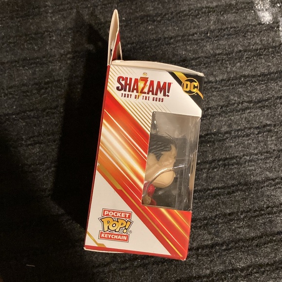 Funko Pop! Pocket Vinyl Figure Keychain Shazam 2 Fury of the Gods - Picture 8 of 9